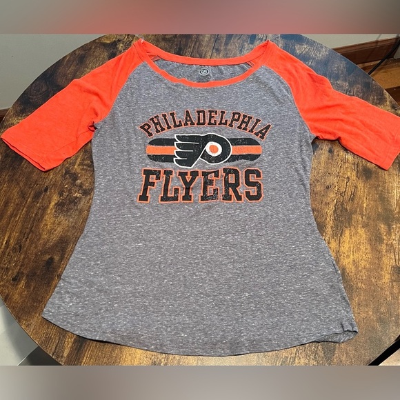 NHL | The Philadelphia Flyers t-shirt. Size: M - Picture 1 of 13